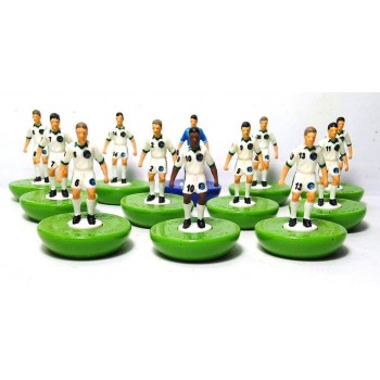 Subbuteo Andrew Table Soccer New York Cosmos on Classic Hasbro Bases